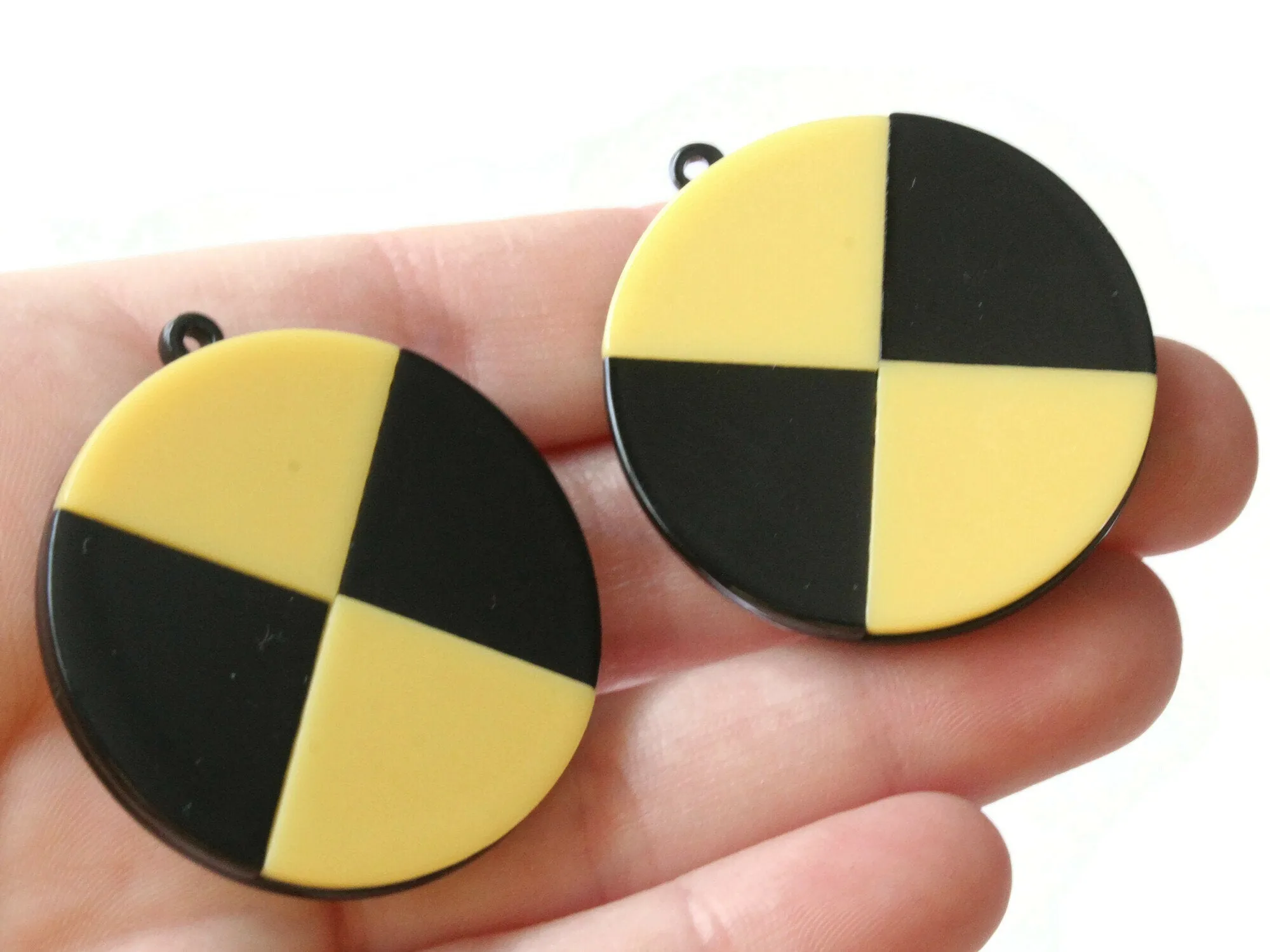2 40mm Yellow and Black Flat Round Resin Pendants