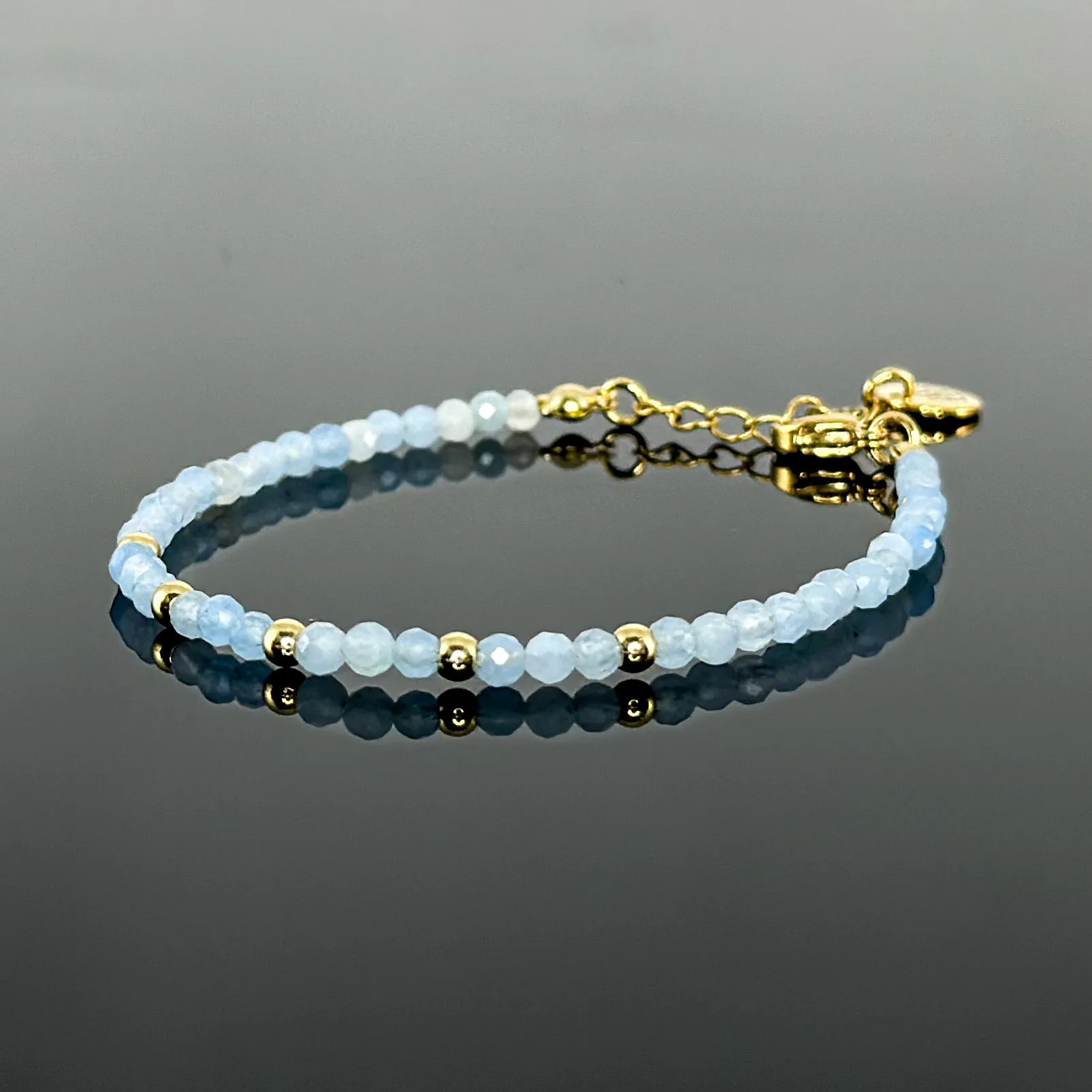 29001 Women’s Minimalist Bracelet with Aquamarine and Gold Plated