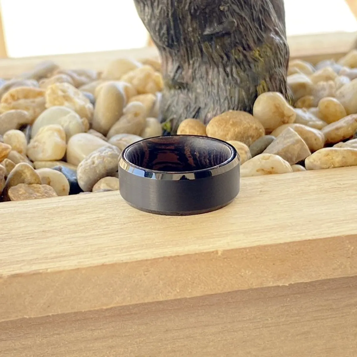 BRAVELY | Wenge Wood, Black Tungsten Ring, Brushed, Beveled