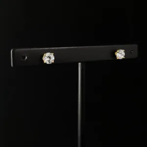 Elegant Clear Crystal Stud Earrings - Genevive