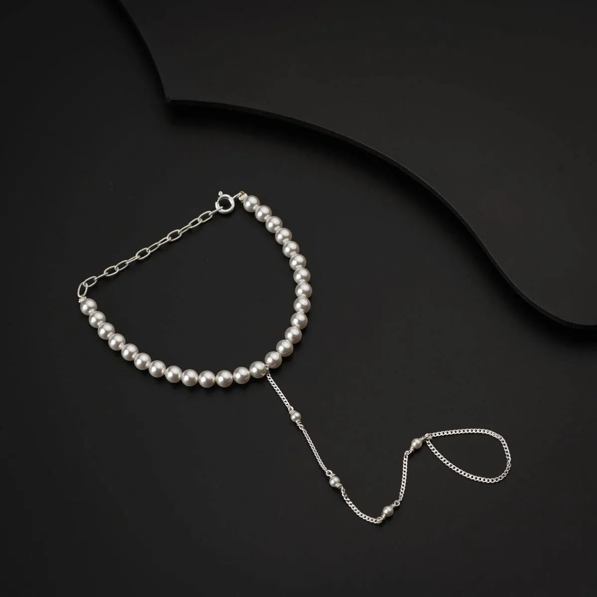 Elegant Pearl Hand Chain Bracelet