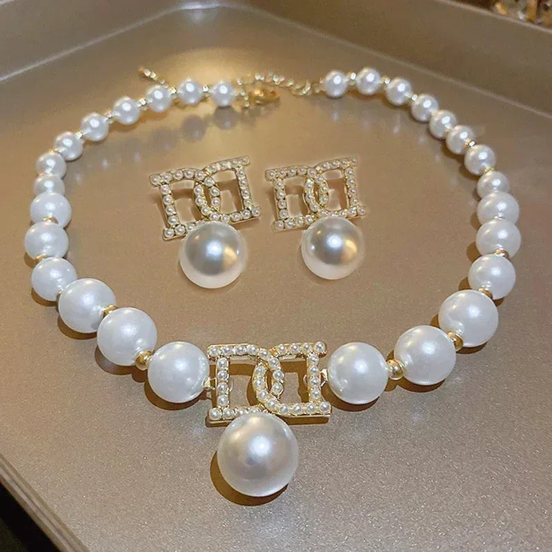 Elegant Pearl Necklaces and Earrings Choker Jewelry Set