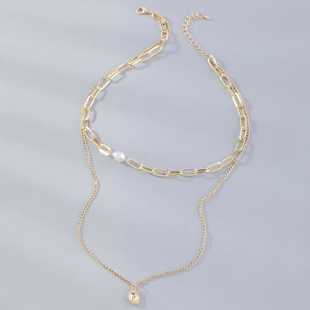 Elegant pearl pendant multi-layer creative texture clavicle chain