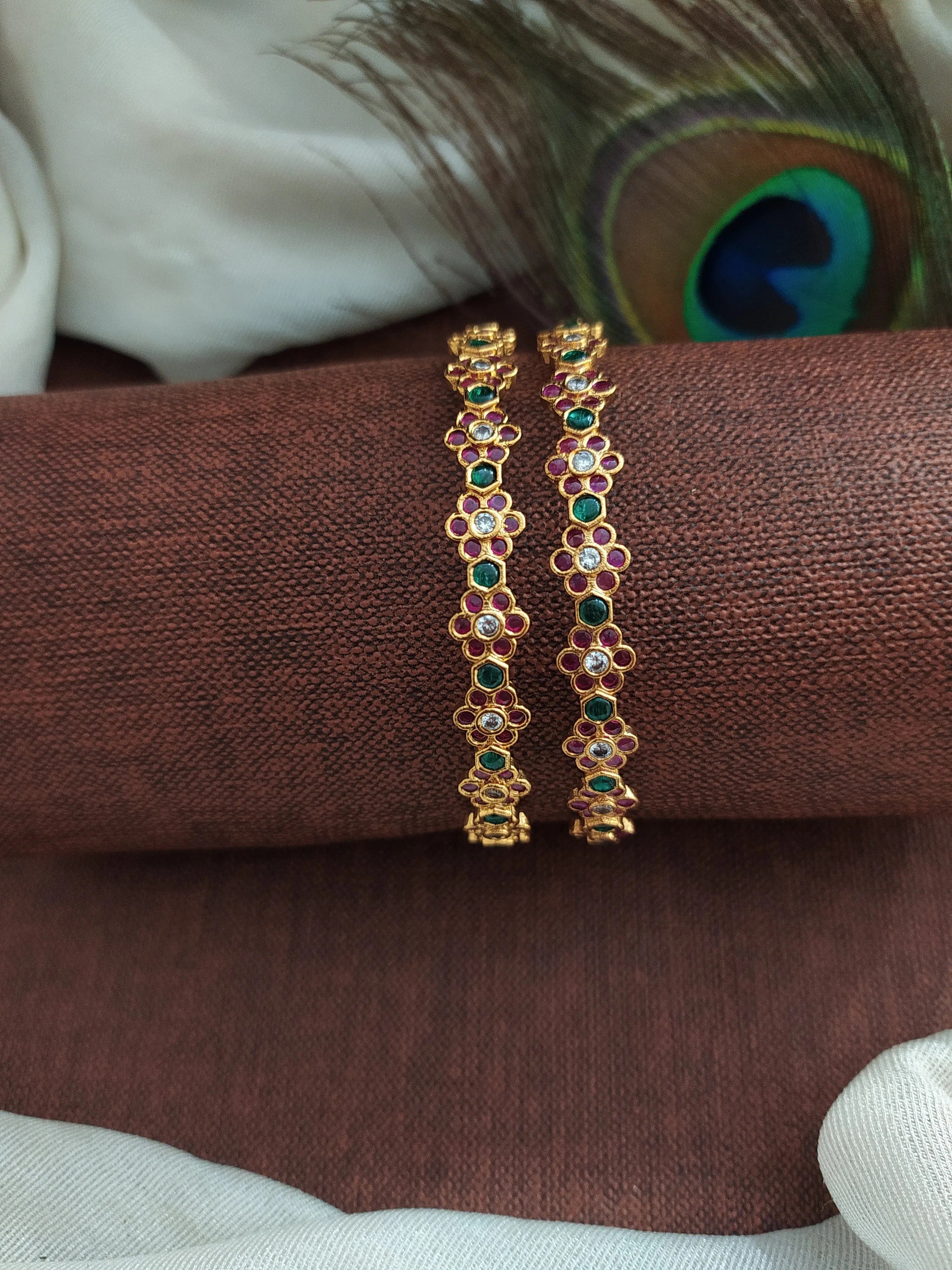 Embrace Timeless Elegance with Floral Design Green & Kemp Stone Antique Bangles
