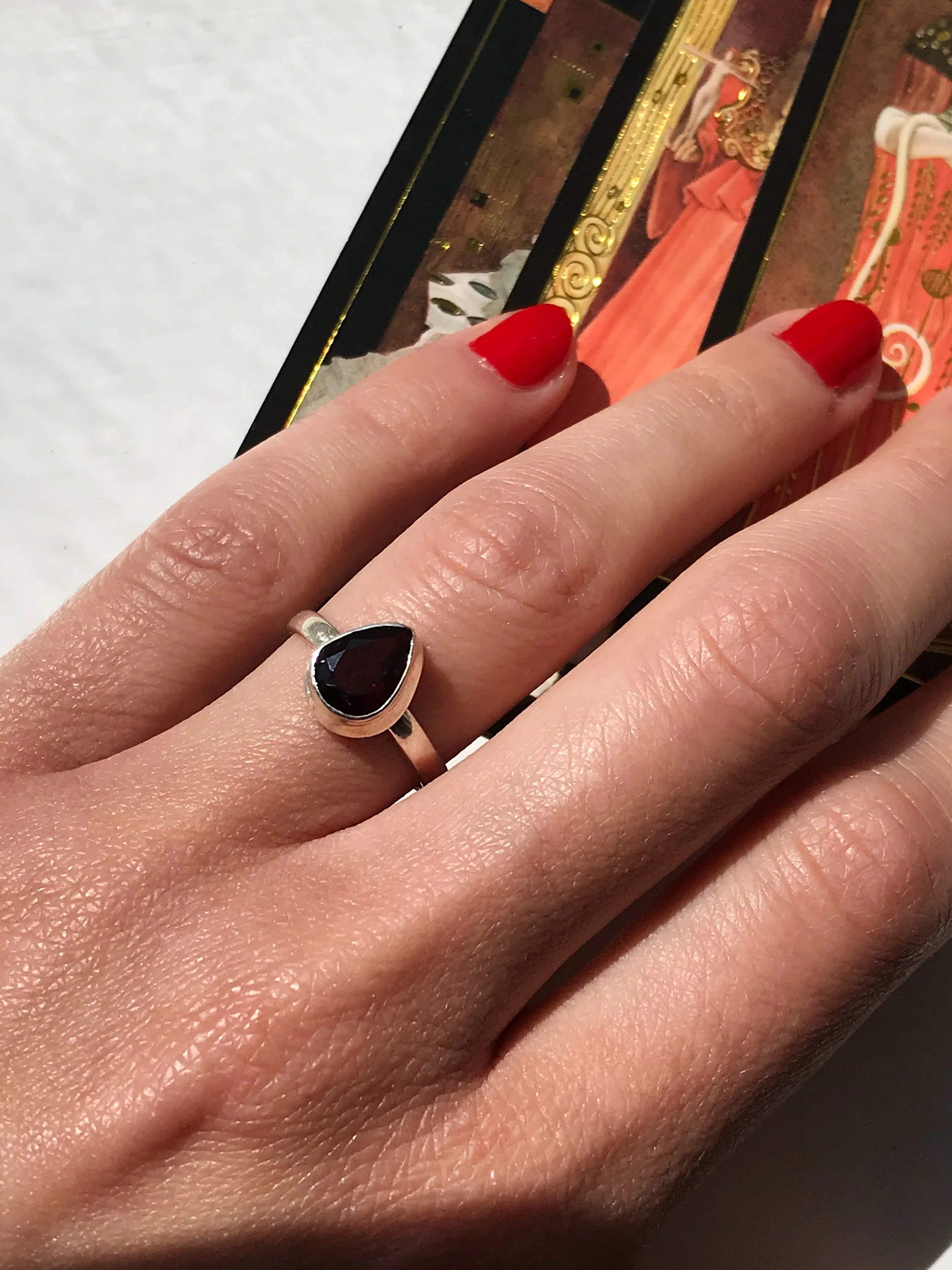 Garnet Ari Ring (US 8.5)
