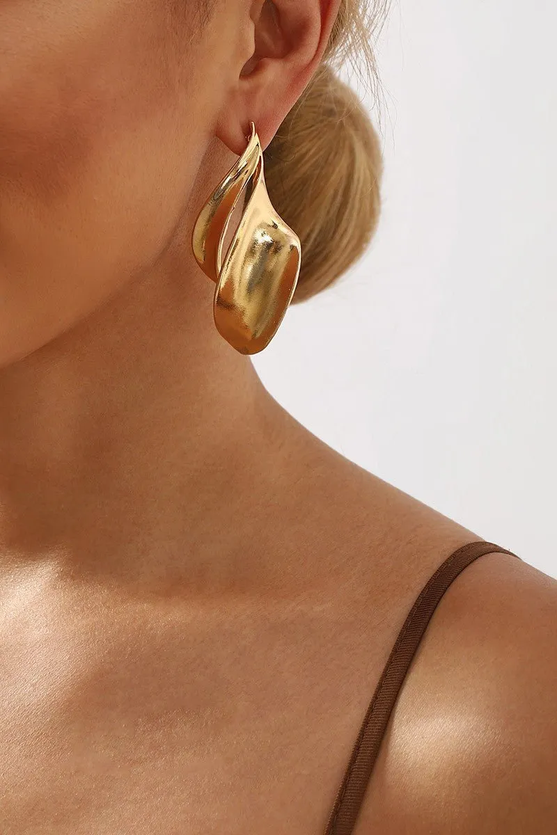 Gold Geometric Metal Twisted Dangle Earrings