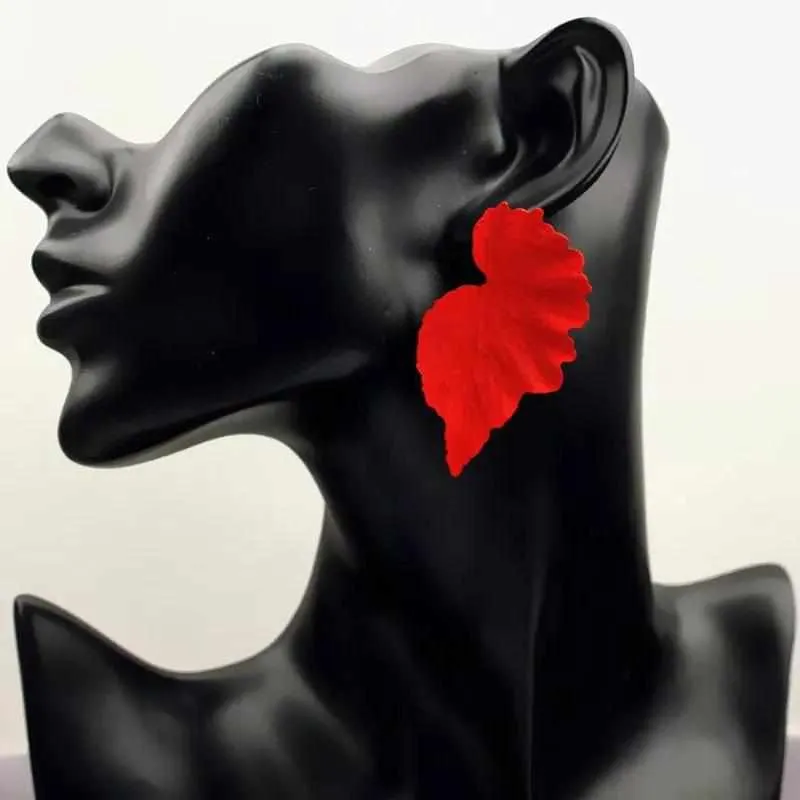 High Fashion Trendy Flower Drop Earrings For Women