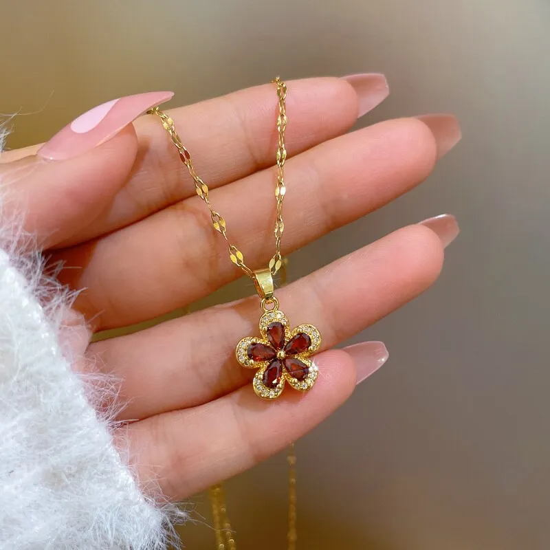 Korean Elegant Temperament Red Flower Pendant Necklace For Women