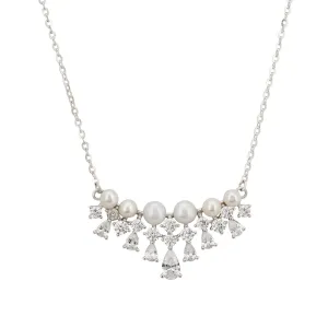 Lace and Pearls Necklace in Silver