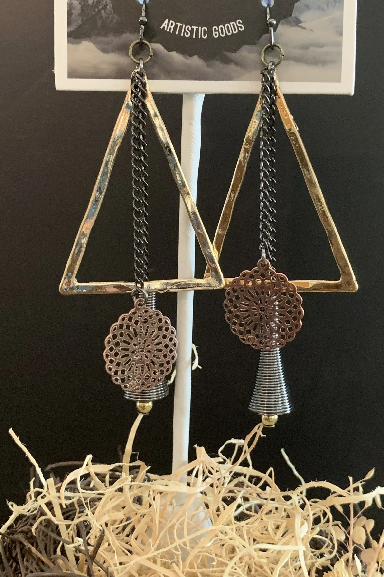 Lost And Found Triangle Disc And Drop