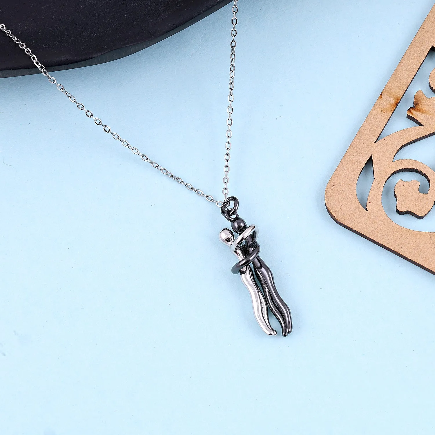 Lovely Hug Couple Necklace