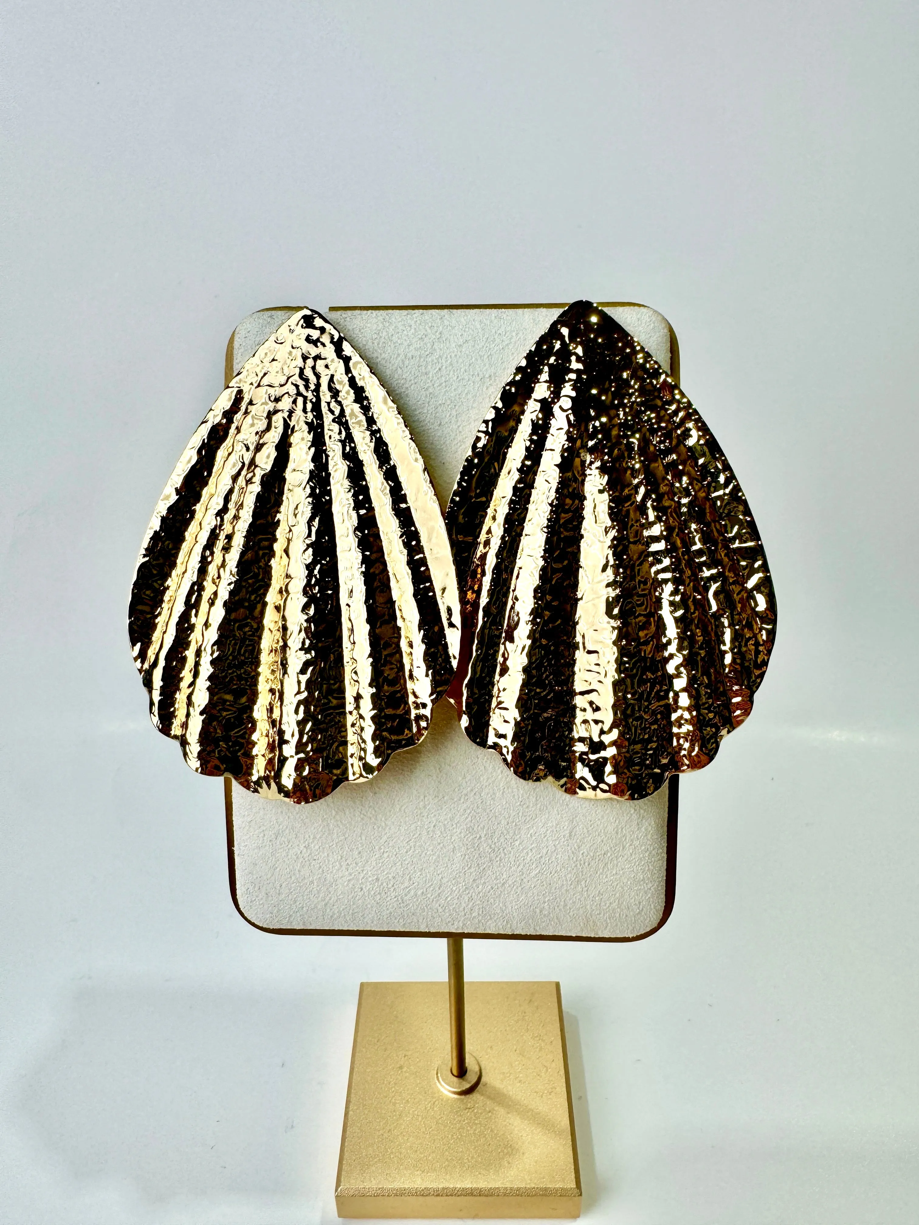 Marina - Shell-Inspired Gold Metallic Earrings