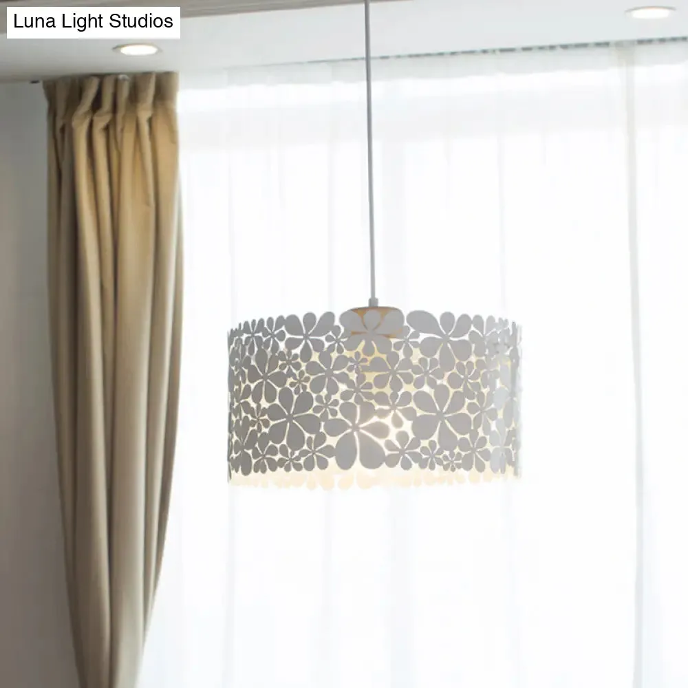 Modern White Cutout Petals Pendant Lamp for Dining Room