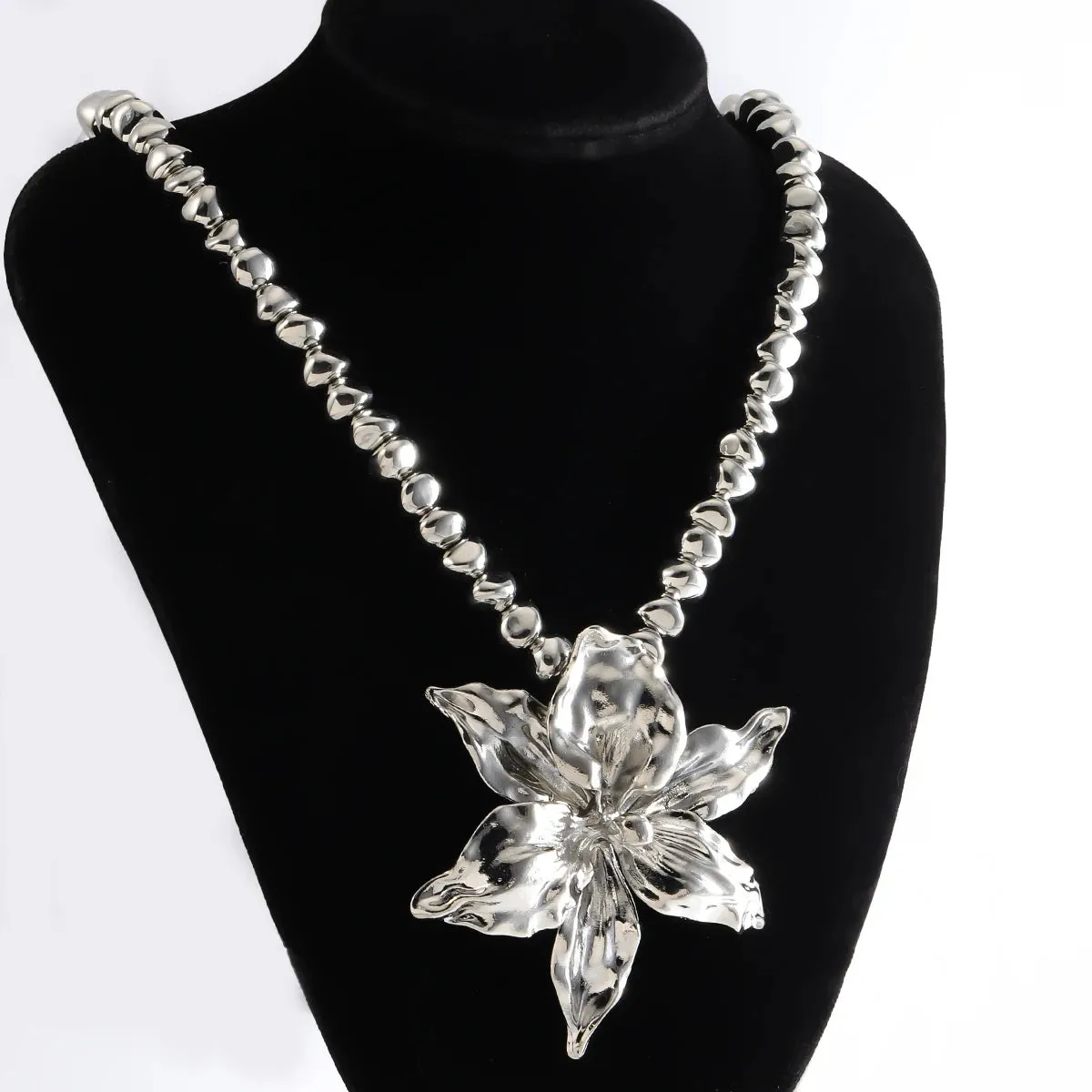 Necklace Exaggerated Elegant