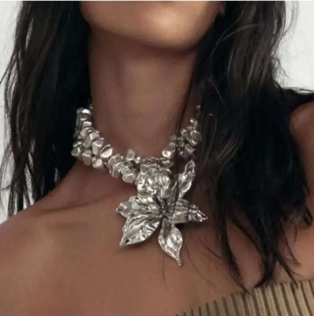 Necklace Exaggerated Elegant