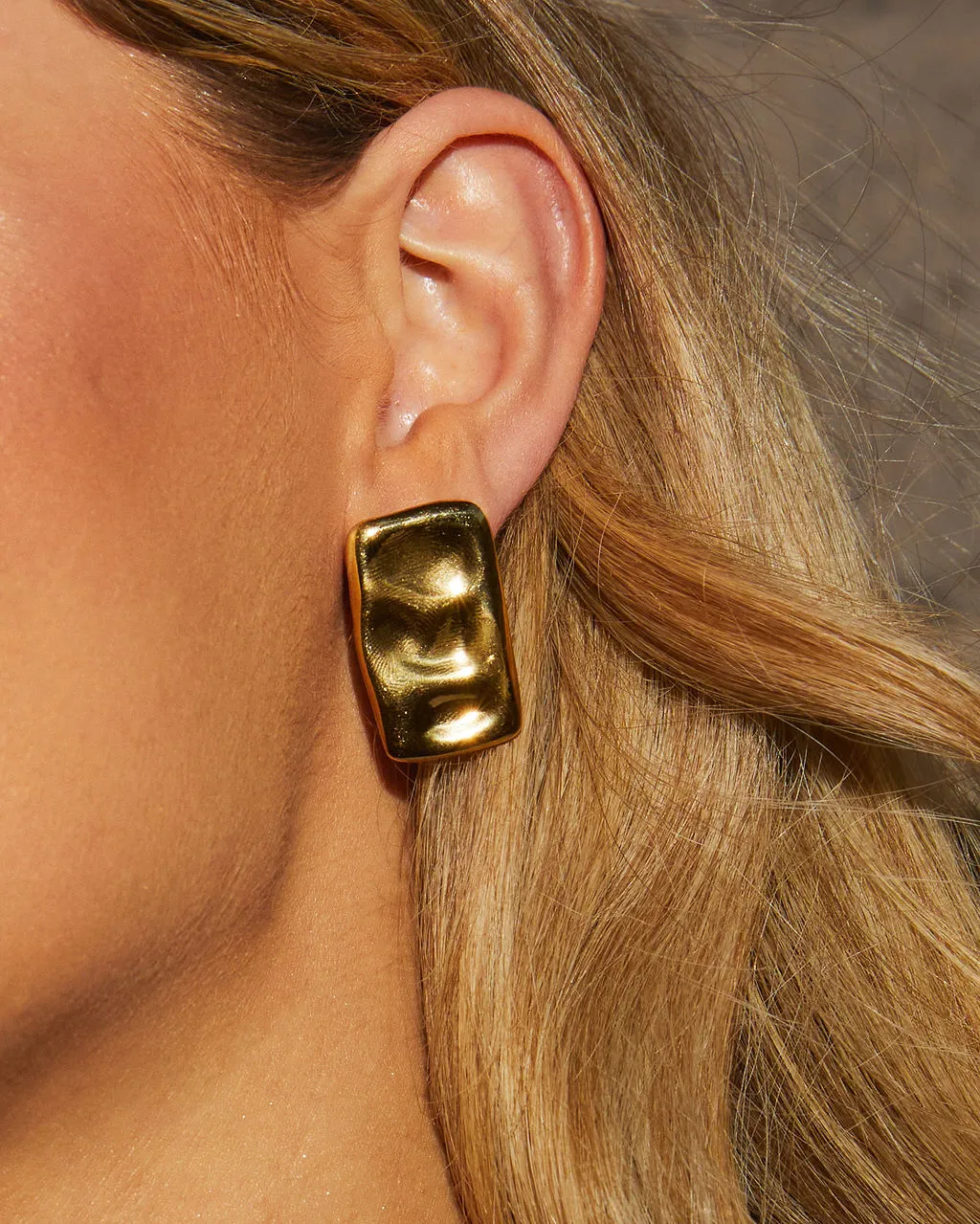 Nia Hammered Stud Earrings
