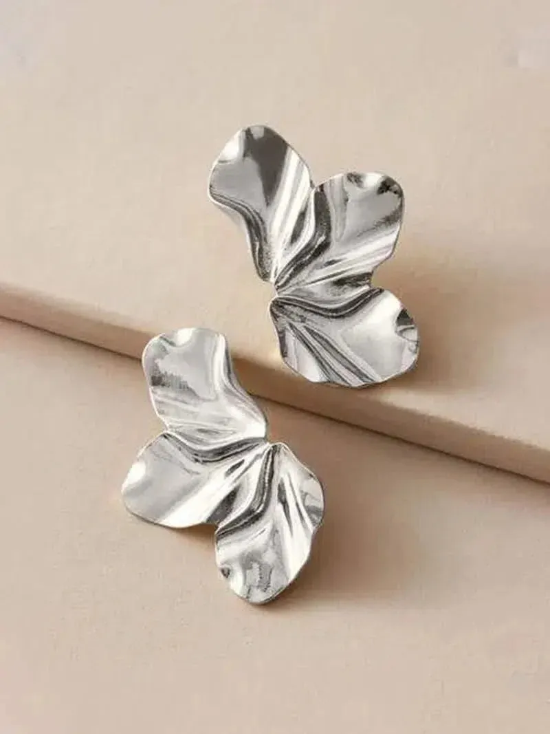 Rosa – Bloom-inspired design – Floral earrings