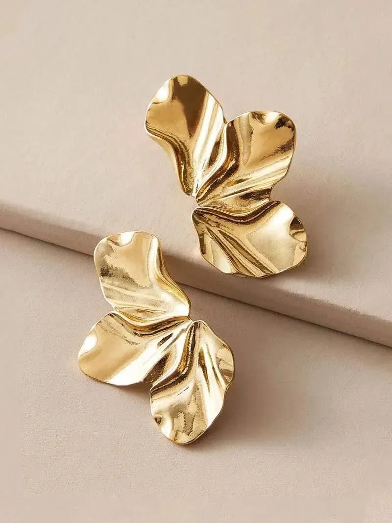 Rosa – Bloom-inspired design – Floral earrings