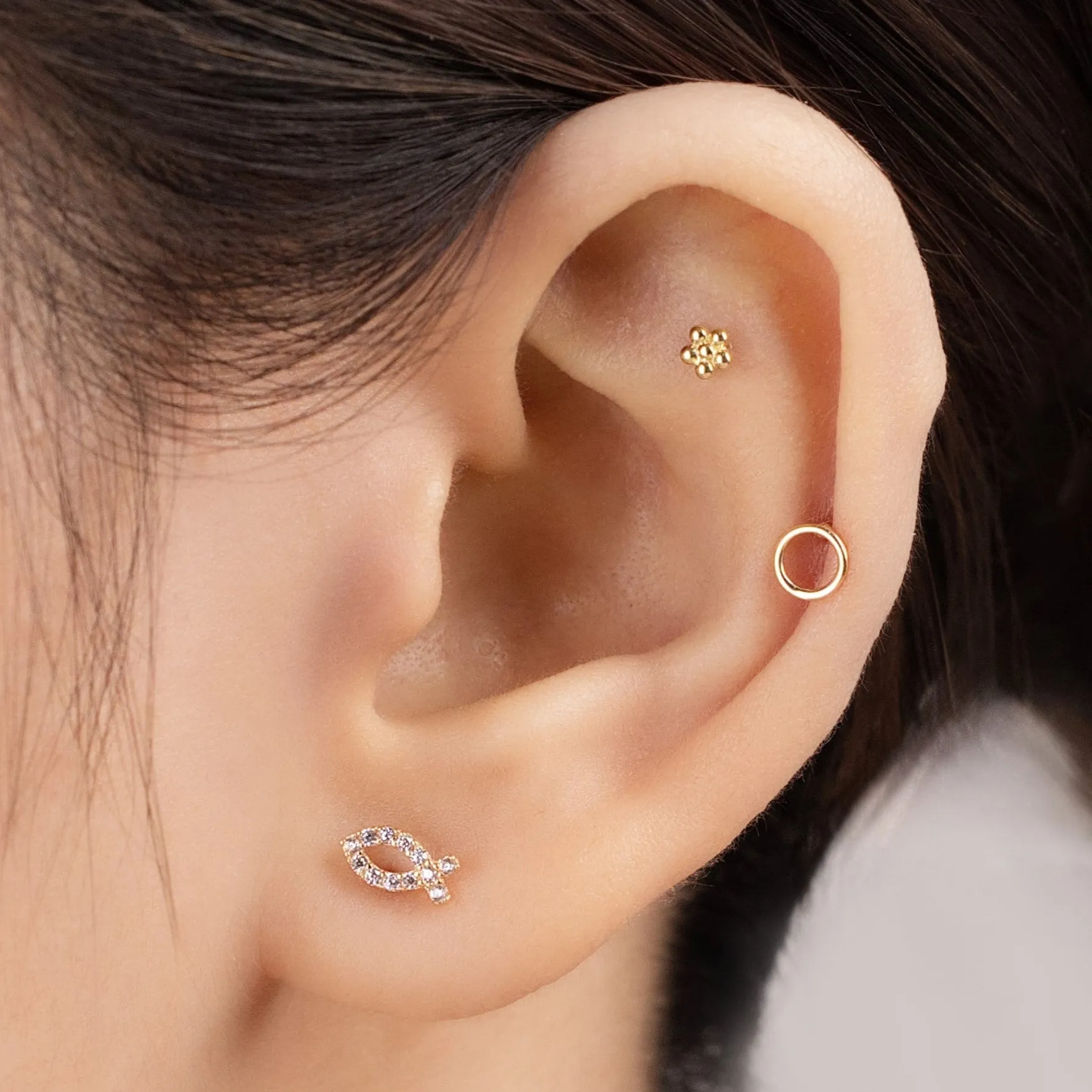 Roundie Piercing in Yellow Gold