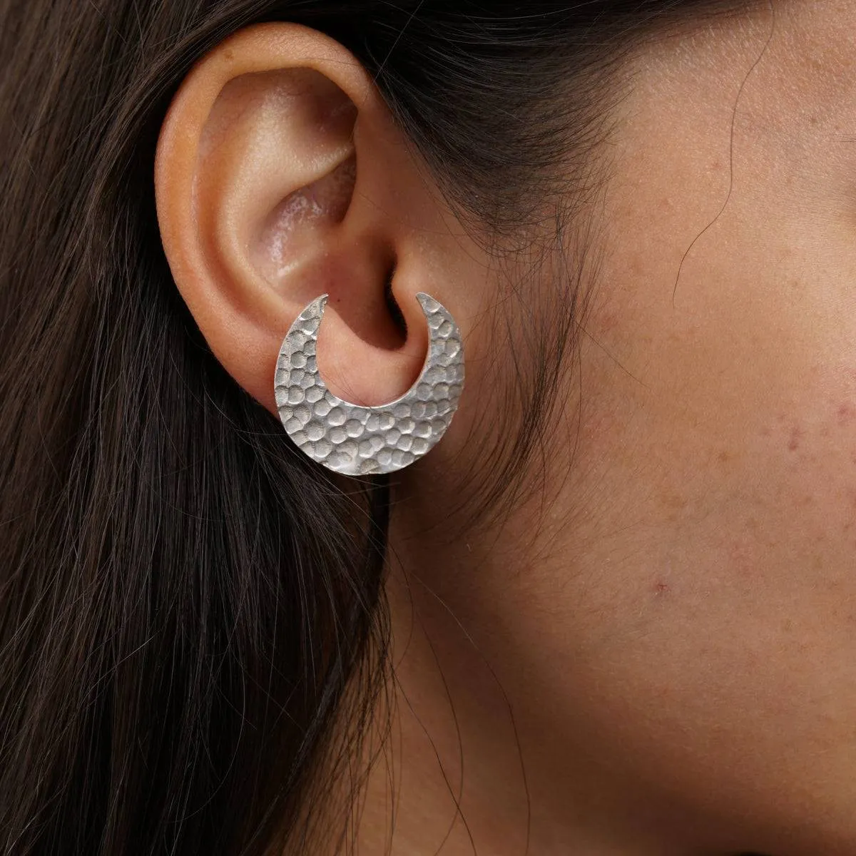 Silver Hammered Chandrakor Earrings : Regular Size