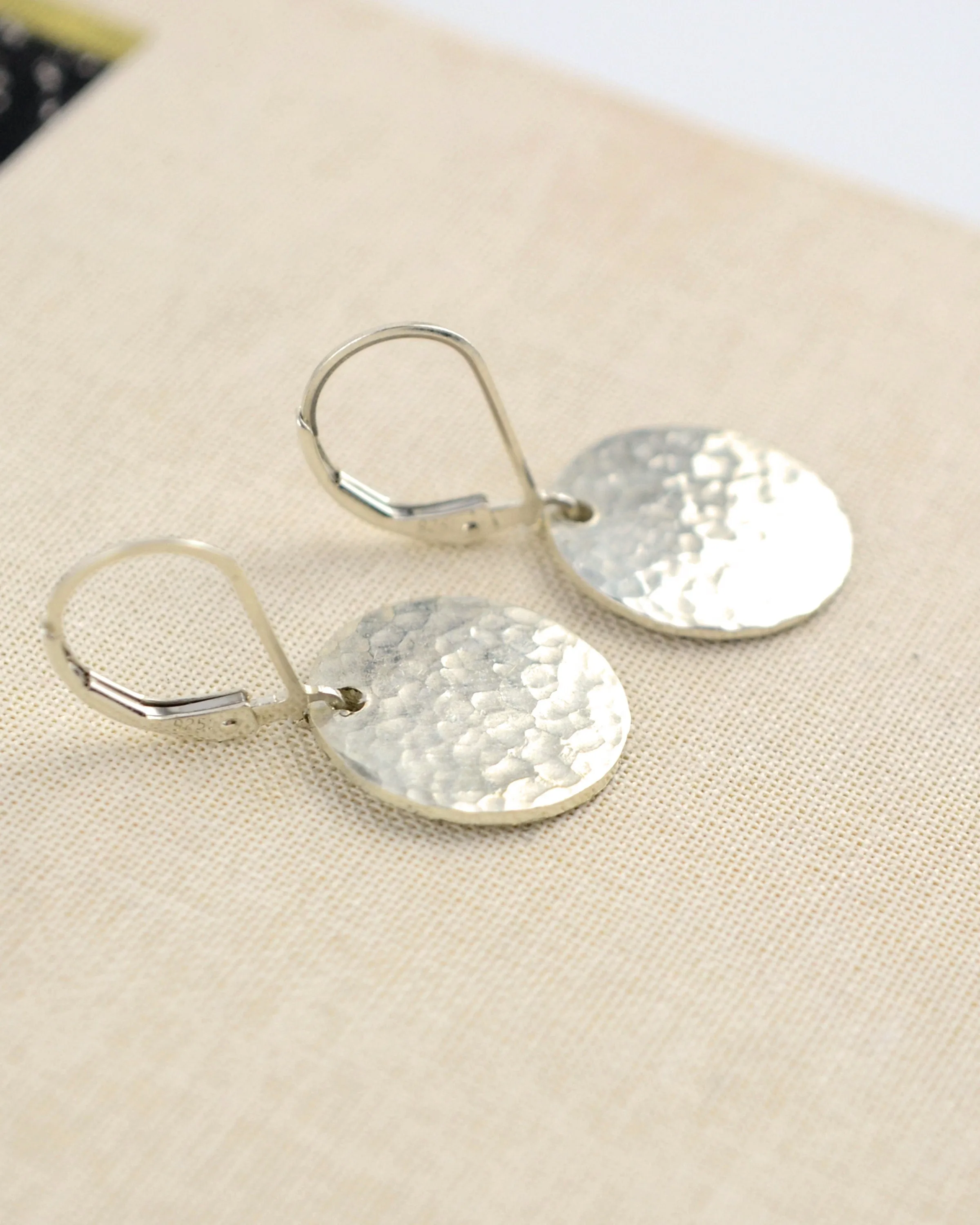 Simple silver hammered disc rustic earrings