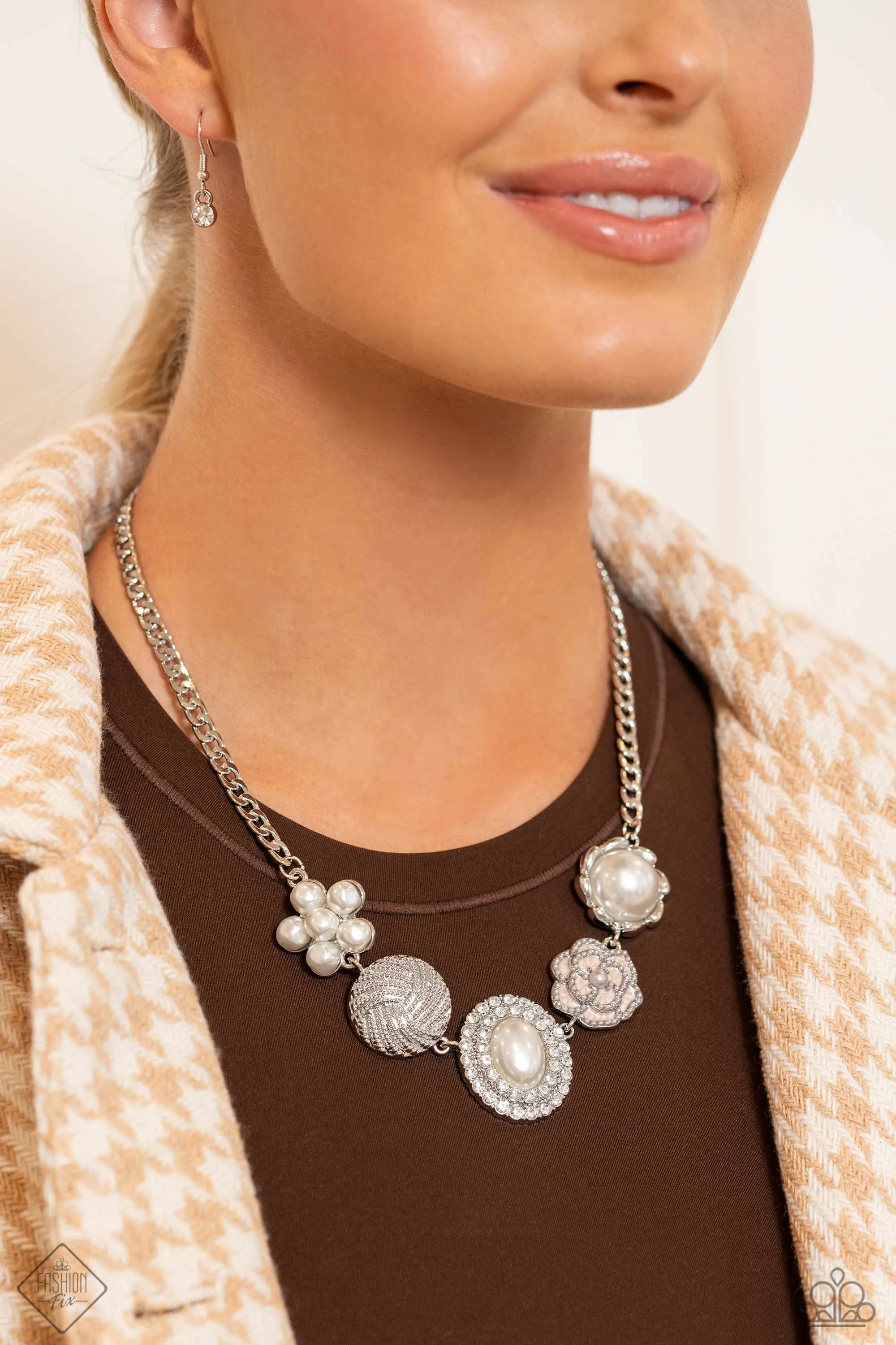 Sophisticated Style • White