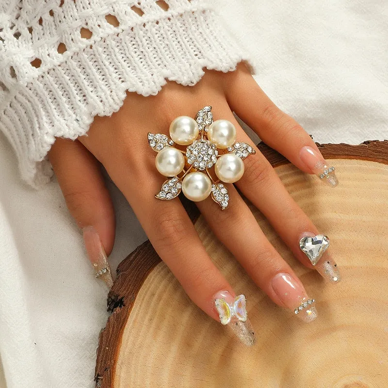 TEEK - Particular Big Flower Rings