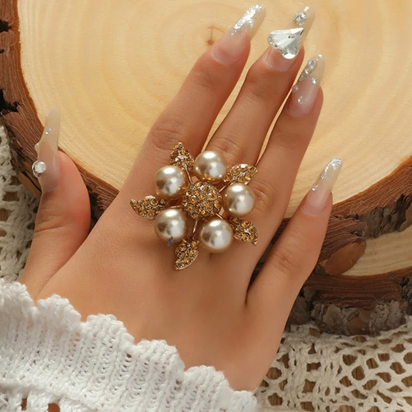 TEEK - Particular Big Flower Rings