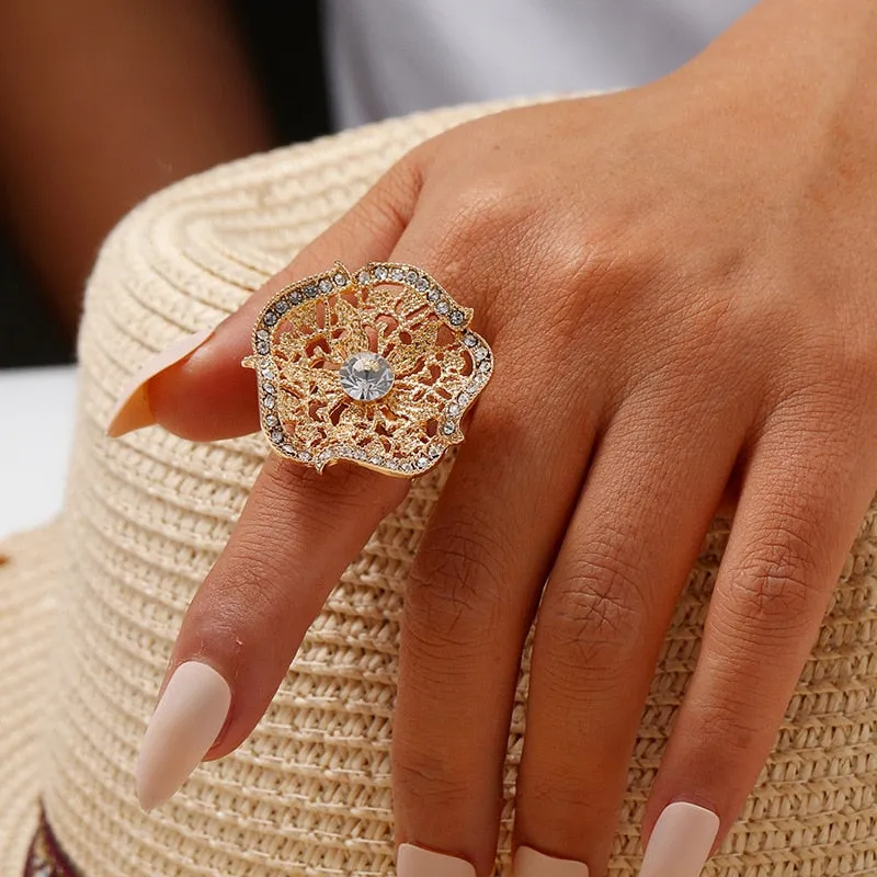 TEEK - Particular Big Flower Rings