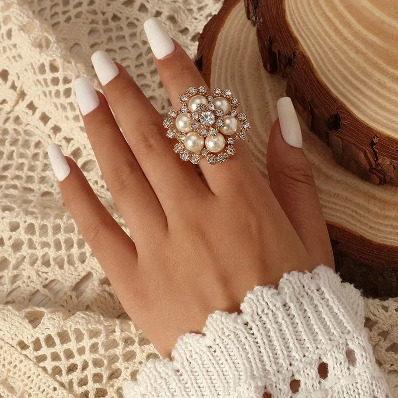 TEEK - Particular Big Flower Rings