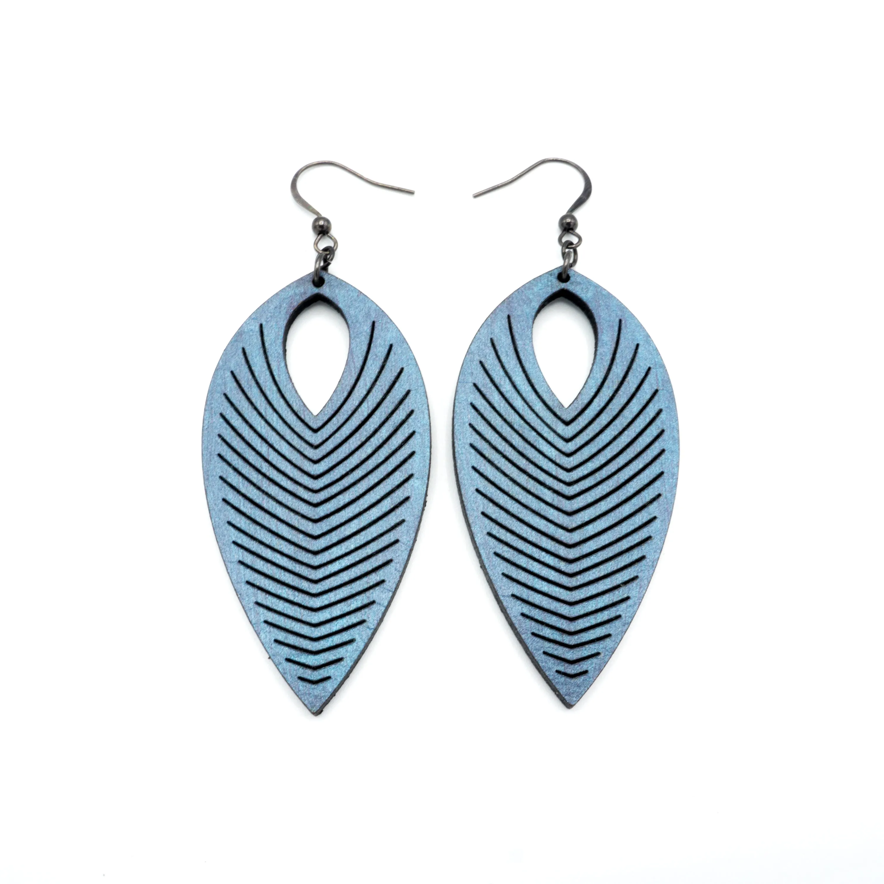 Terrabyte 07_1 // Leather Earrings - Blue Pearl
