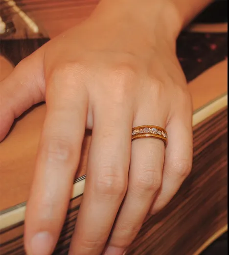 Unique Wedding Wooden Ring Engagement Ring Bands Handcraft Walnut Healing Crystal Inlay Mother‘s Day Gift 0651
