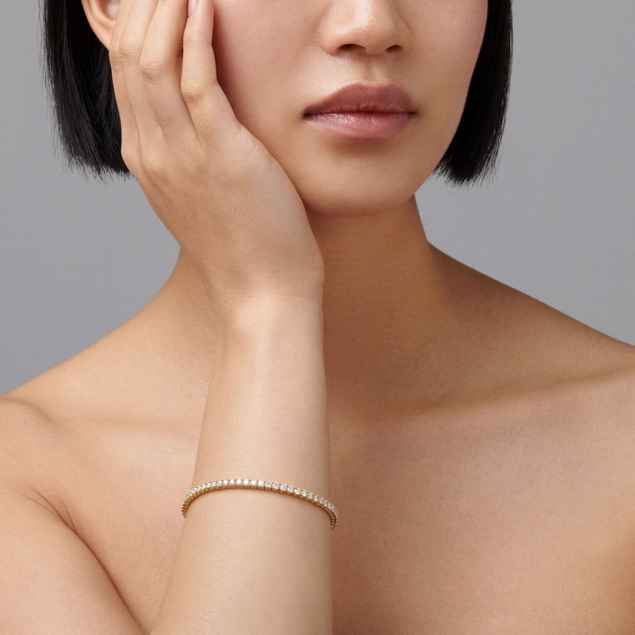 Vivid Tennis Diamond Bracelet | 18K Yellow Gold